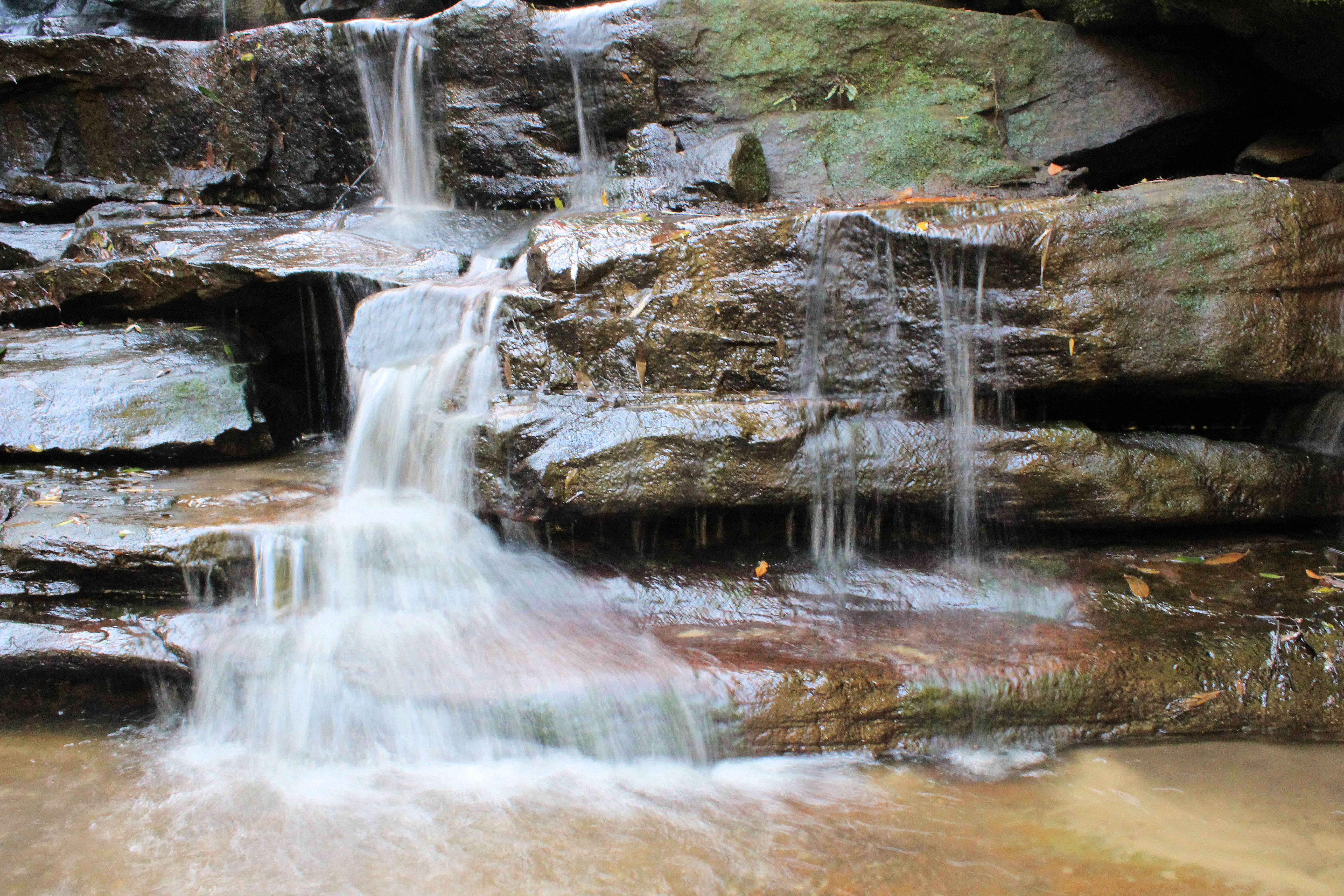 Somersby Falls