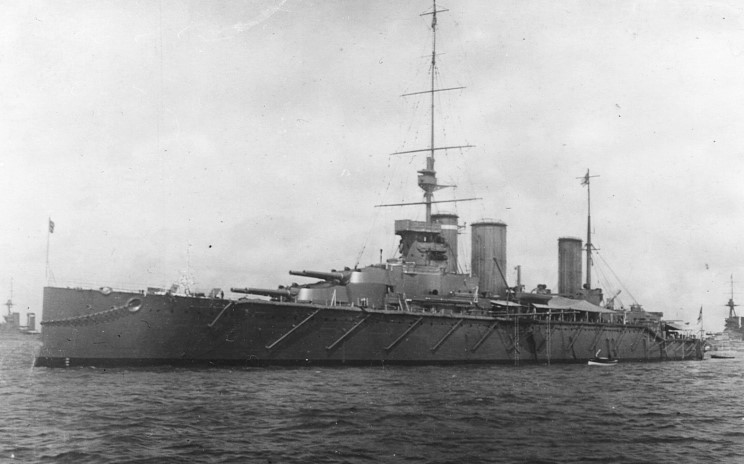 HMS Queen Mary