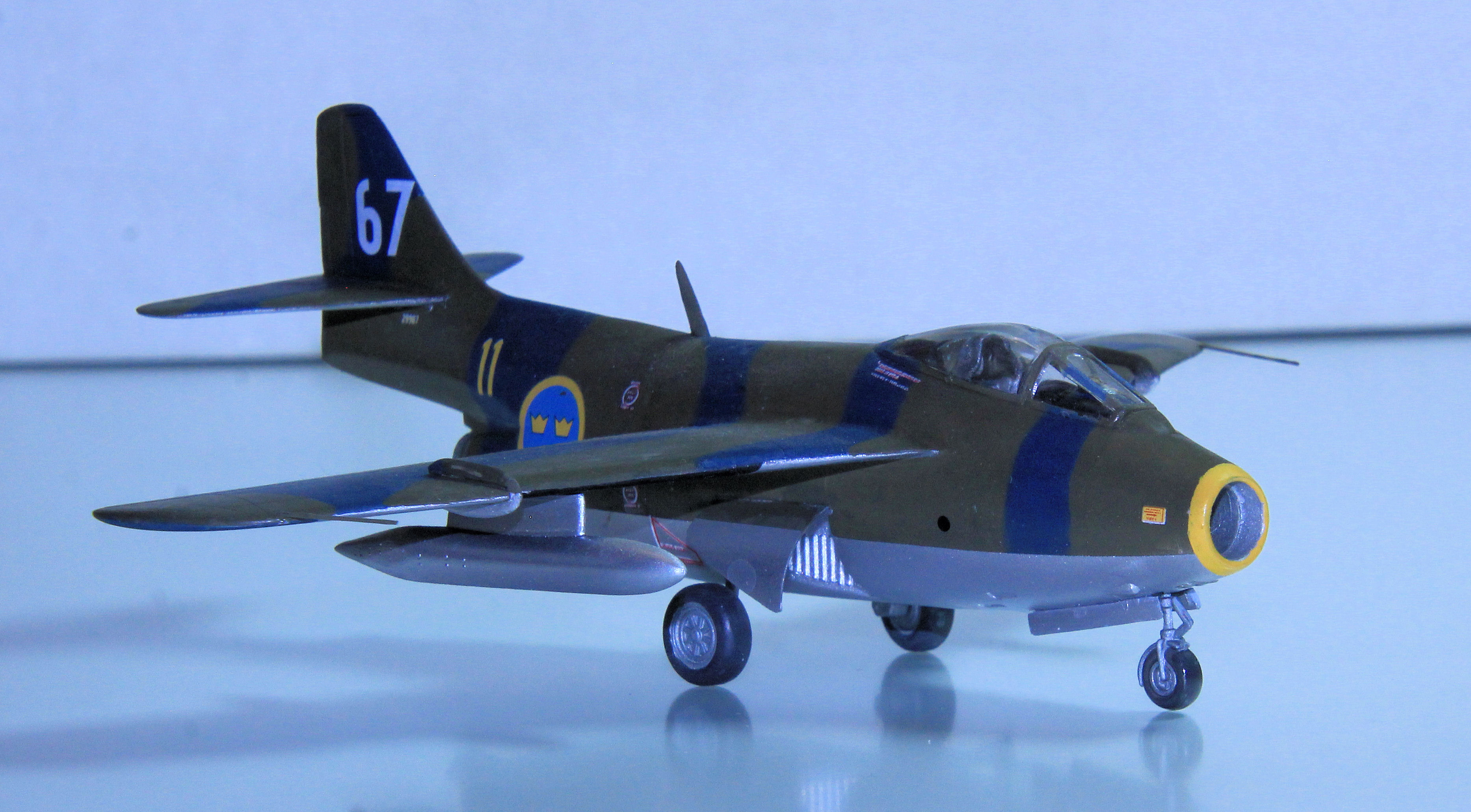 Saab J29 Tunnan 1:72 Scale Model Kit by Airfix