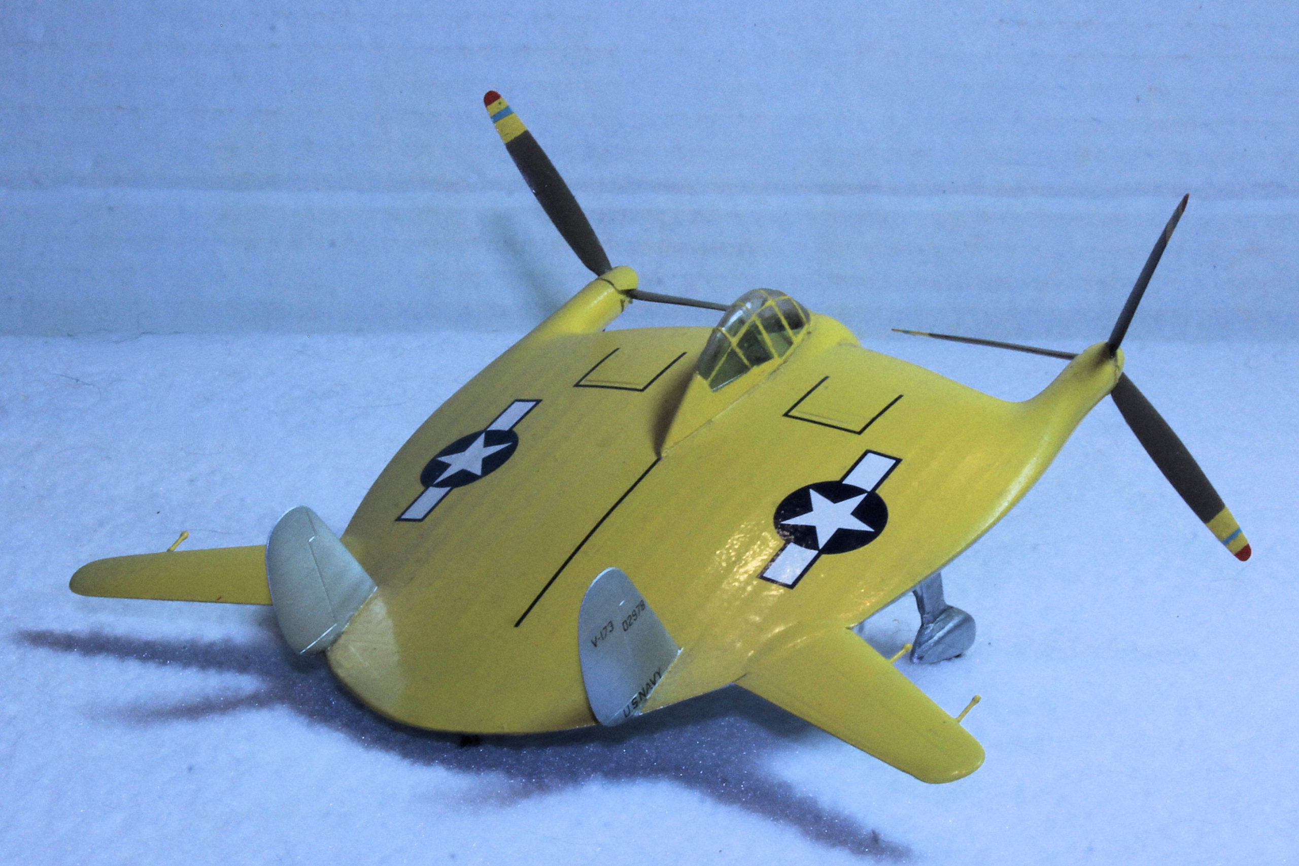 Chance Vought V-173 "Flying Pancake" 1/72 Scale Model by Sword