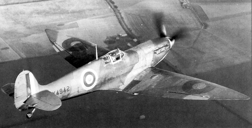 Supermarine Spitfire Mk VI X4942