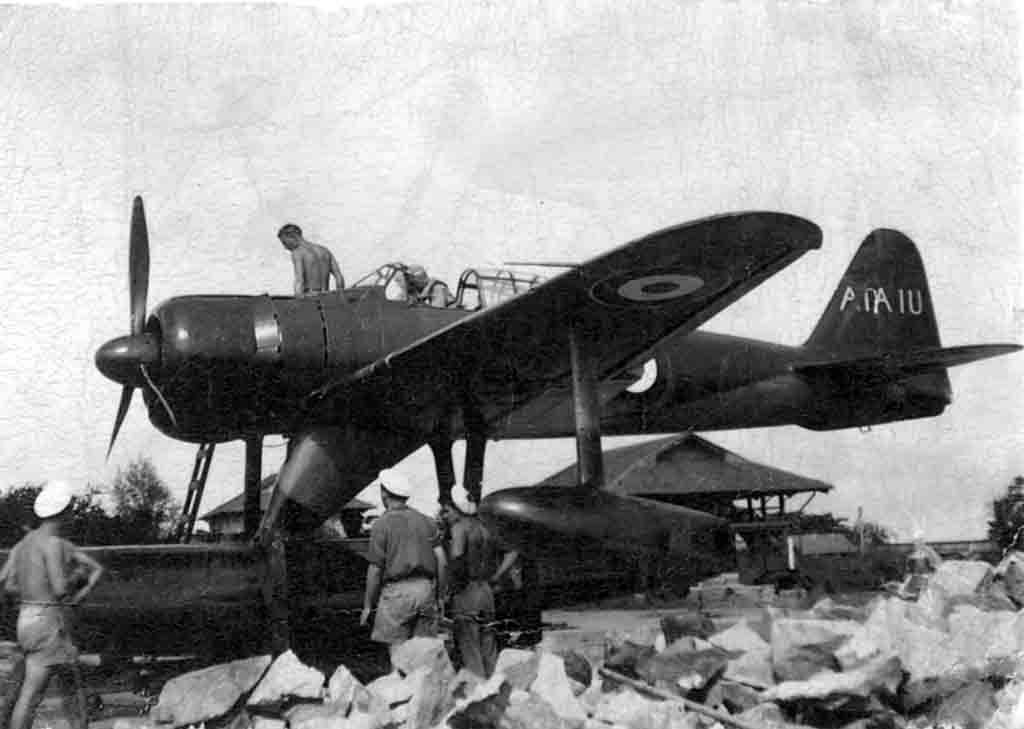 Nakajima A6M2-N Rufe