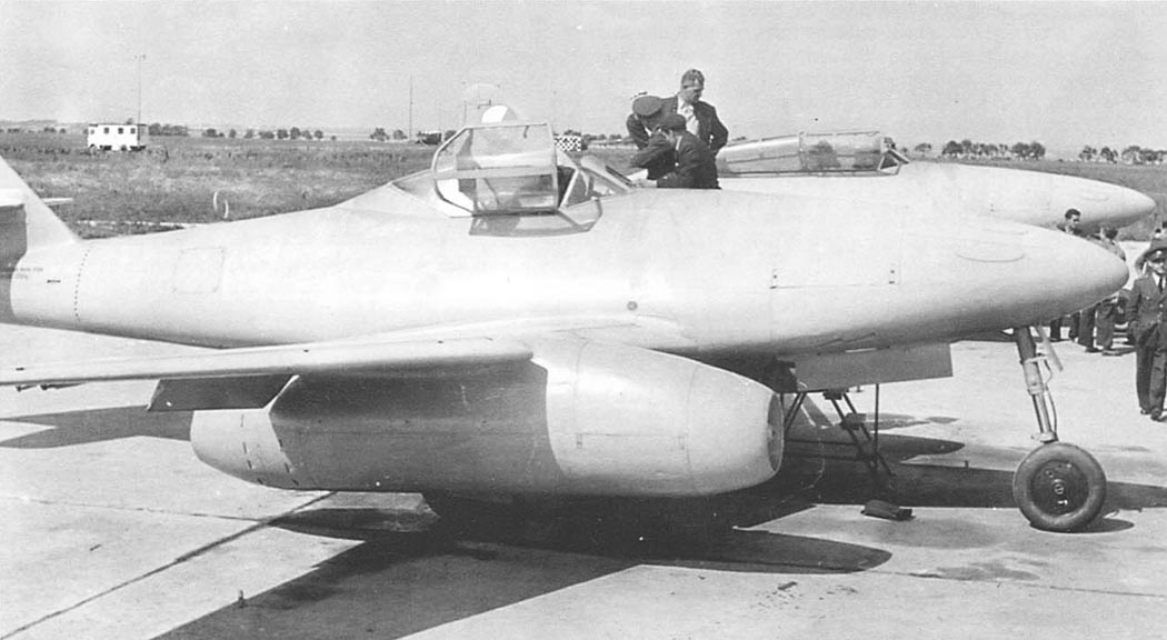 Avia S-92