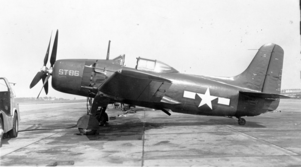 Curtiss XBTC-2 with Model B Wing