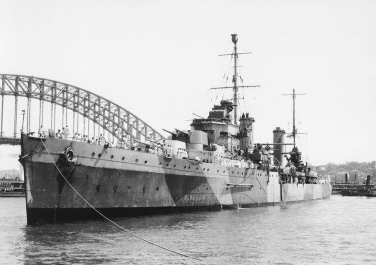 HMAS Sydney October 1941 in Sydney Harbour