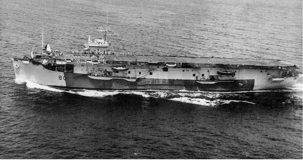 Port side view of HMS Hunter during operations in the Indian Ocean