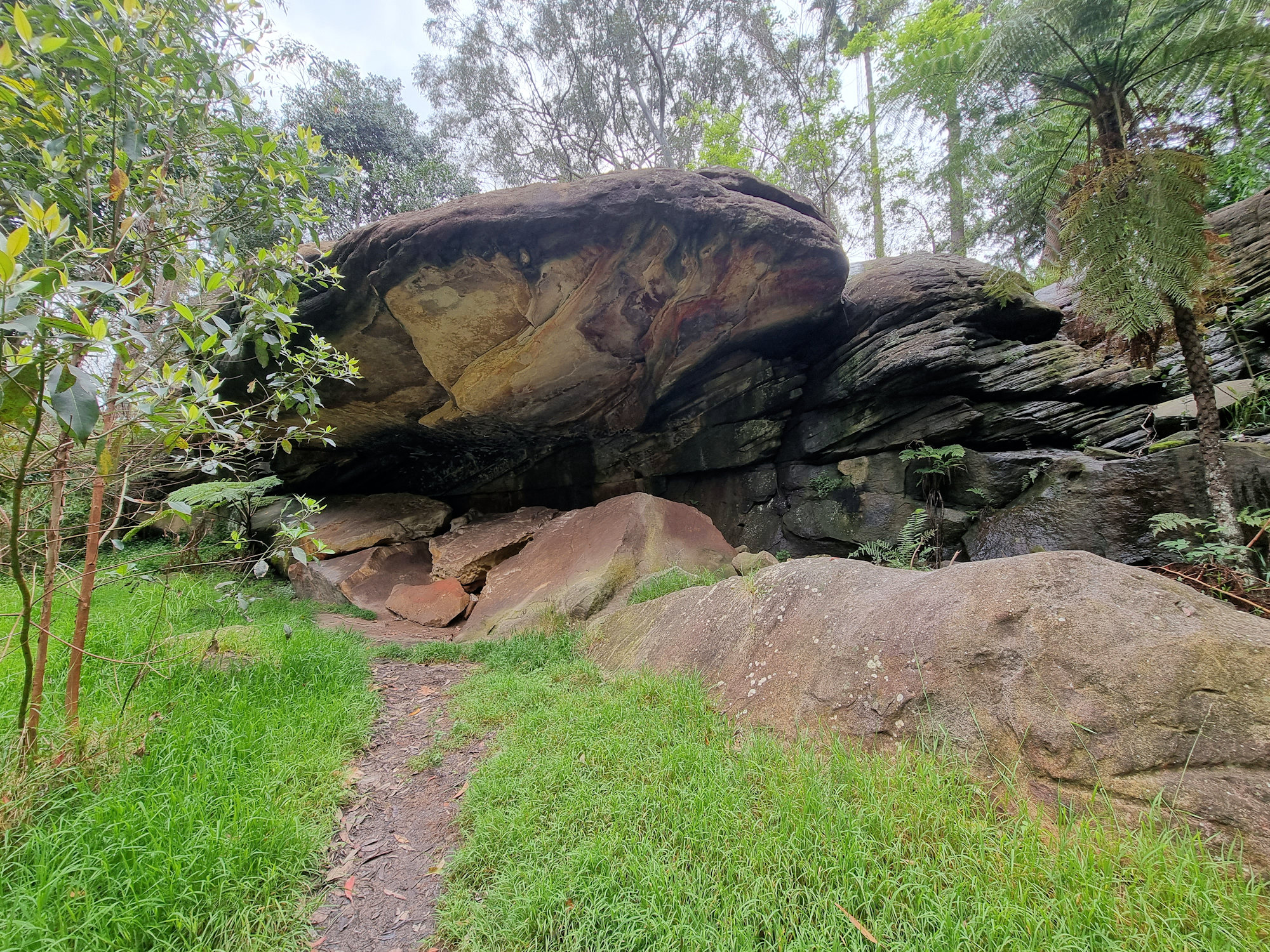 Henry Lawson Cave