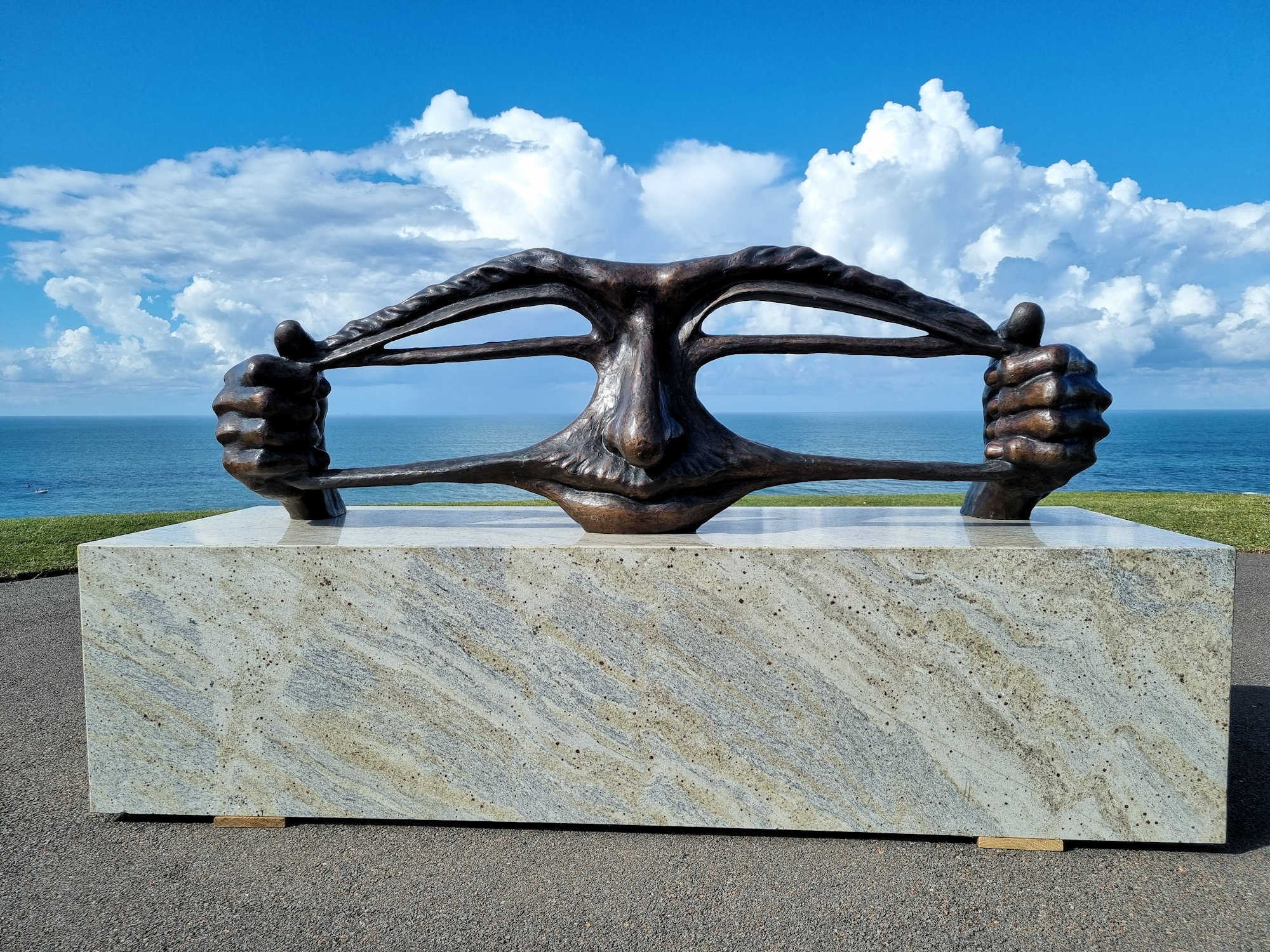 Sculptures at Scratchley