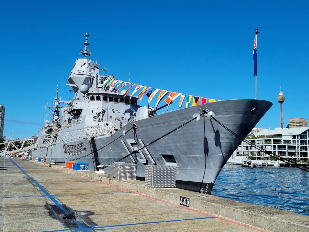 HMAS Arunta (FFH 151)