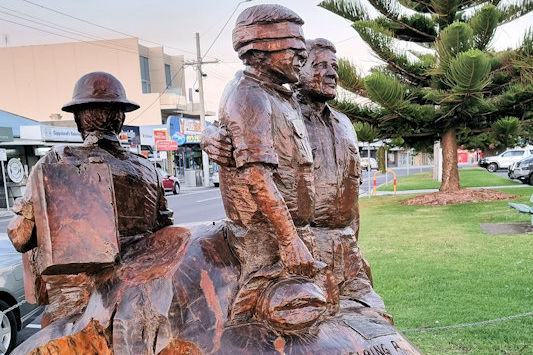 Sculptures Title