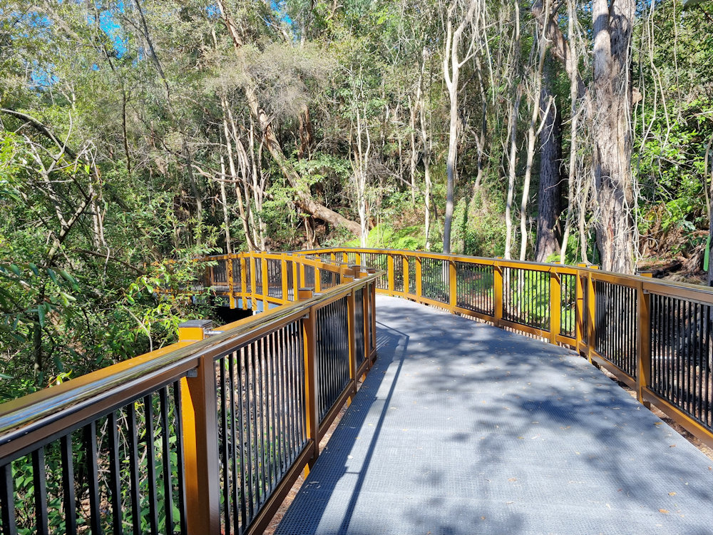 Kangaroo Point to Brooklyn Boardwalk