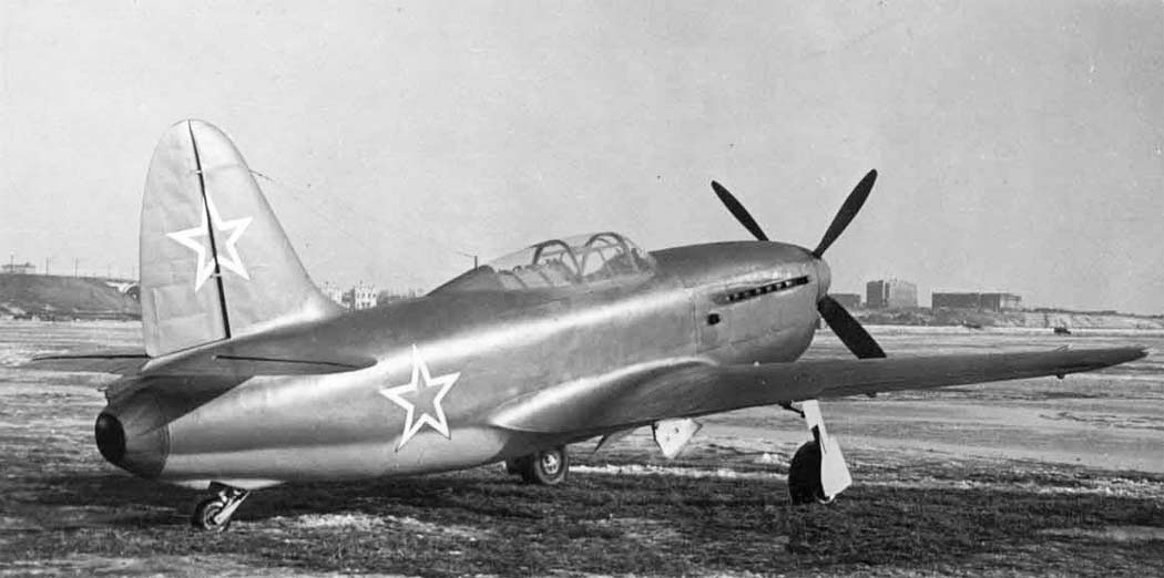 Sukhoi Su-5 right rear view