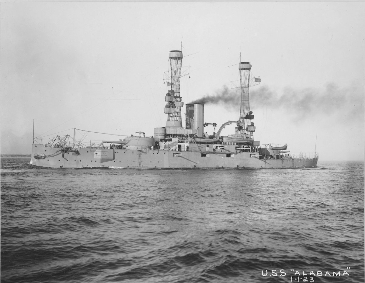 USS Alabama (BB-8) underway, circa 1918
